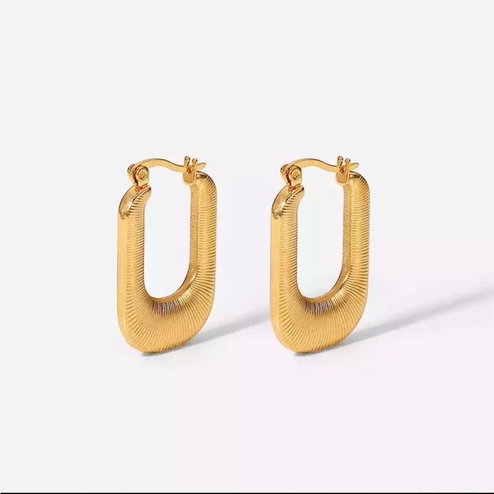 18K Gold Geometric Hoop Earrings, Stud Earrings, Women Earrings - Picture 2 of 5